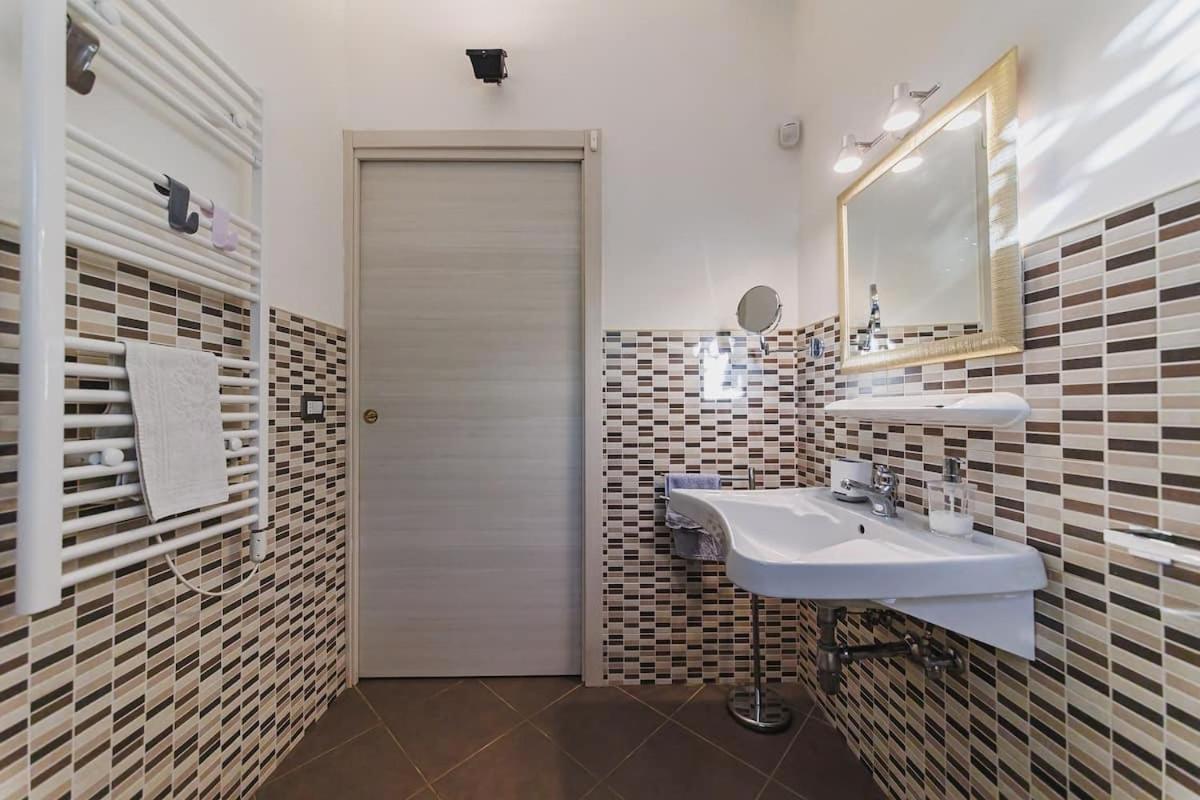 Countryhouse Gli Ulivi Модуньо Екстер'єр фото